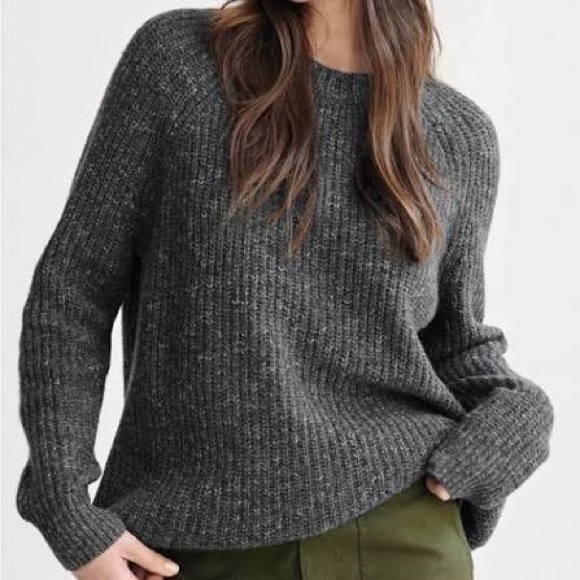 Jenni Kayne cashmere oversized fisherman crewneck sweater